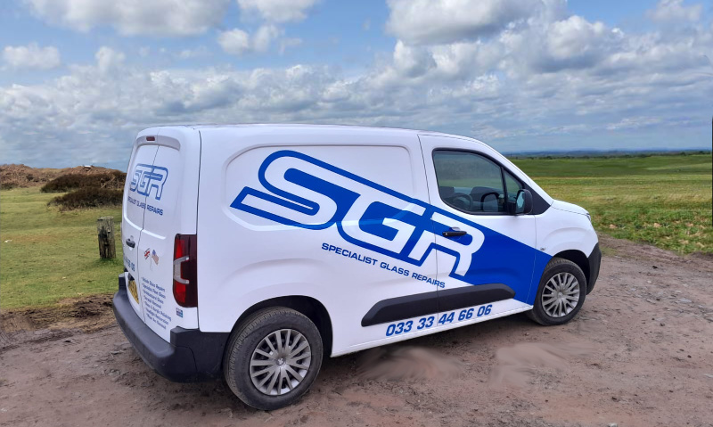 Windscreen repair in Sheffield  and surrounding areas by the professional - SGR